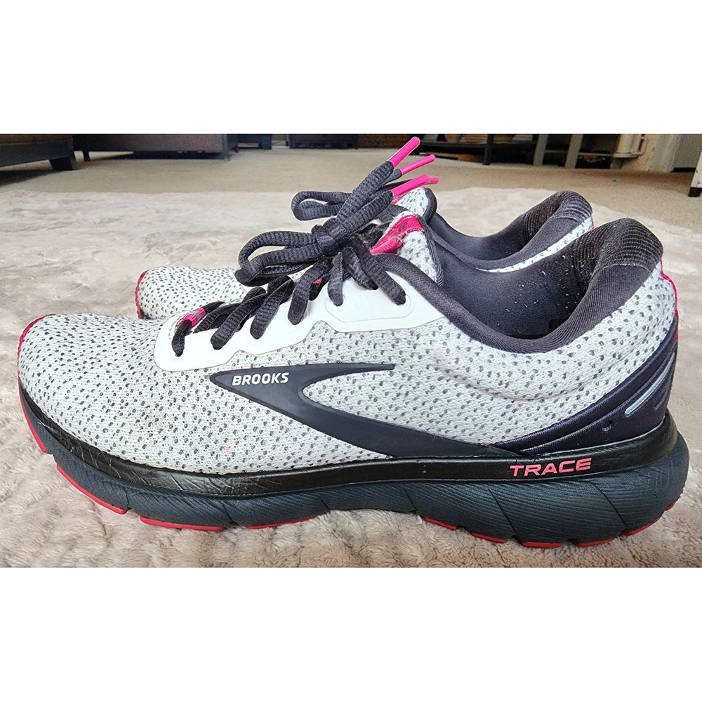 Brooks Trace Womens Running Shoes White Grey Pink 1203511B057 Size 9.5 B